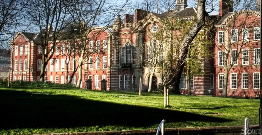 The University of Sheffield in Memory: A Song's Distance