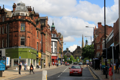 Sheffield Renting Tips on Why Choose Student Accommodation?