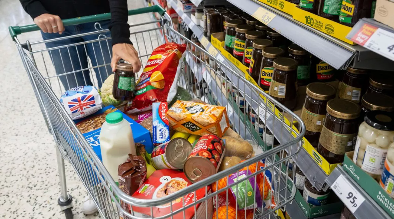 The Best Low-Calorie, High-Protein Snacks in UK Supermarkets