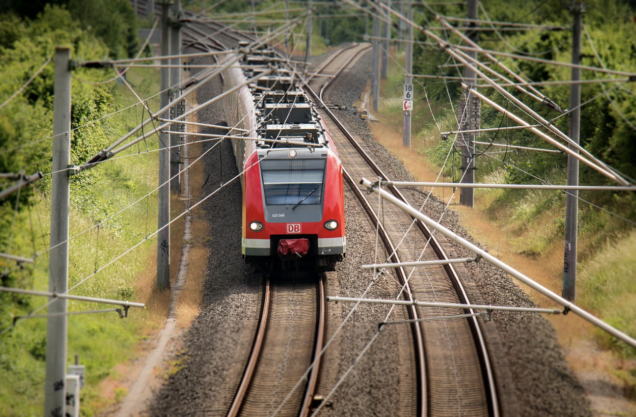 train travel usa railroad