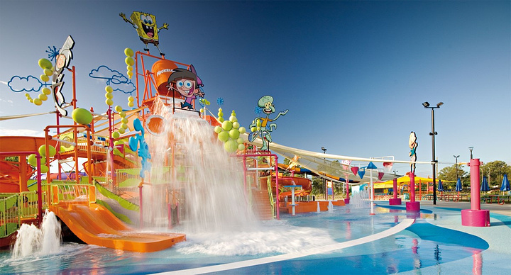 Theme Park Tips for Australia's Gold Coast - uhomes