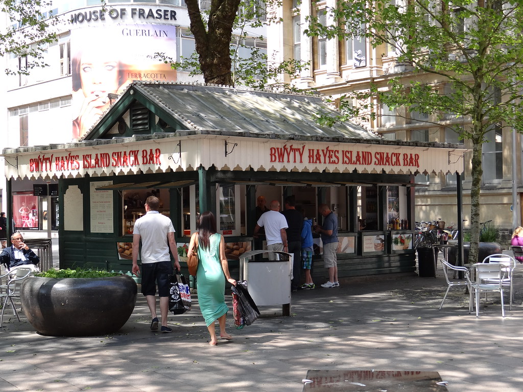 best things to do in cardiff Hayes Island Snack Bar