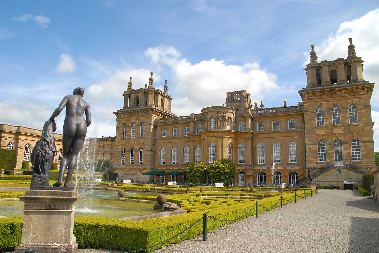 things to do in oxford: blenheim palace