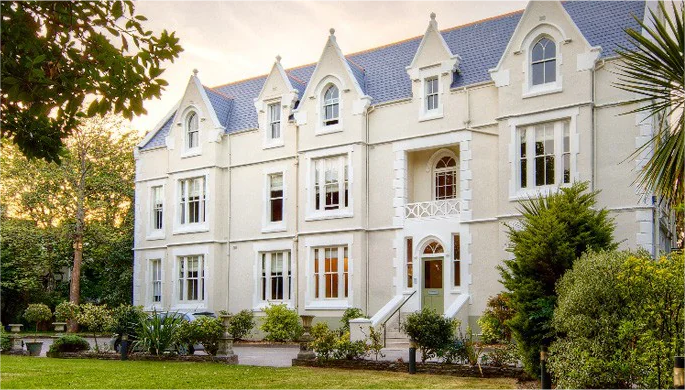 where to stay in bournemouth: the green house