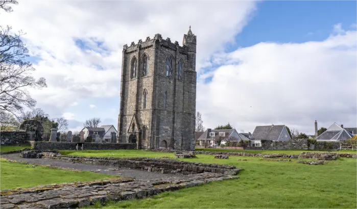 stirling attractions: cambuskenneth abbey