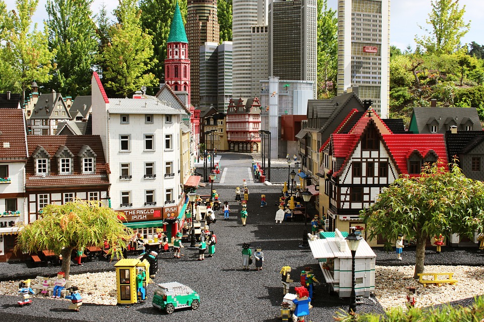 legoland theme park