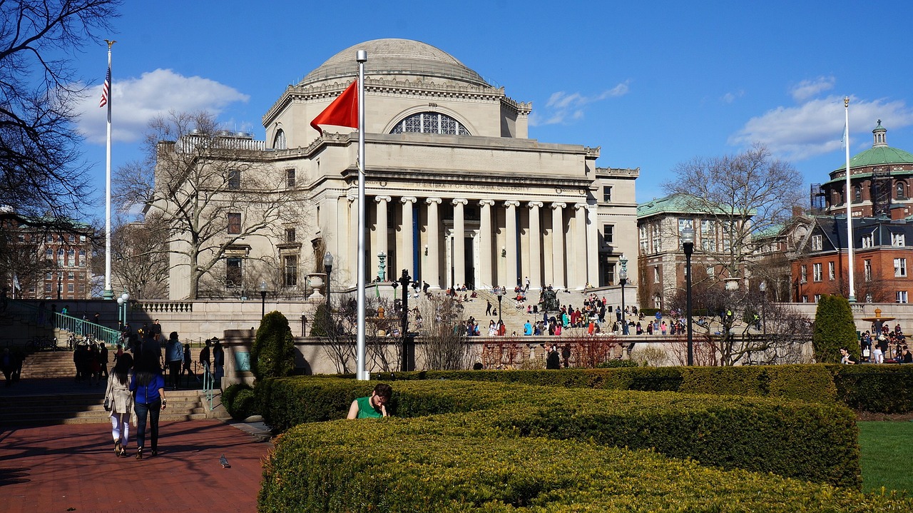 columbia university buuilding