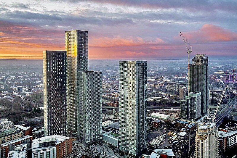 Deansgate-Square&Elizabeth-Tower-Manchester