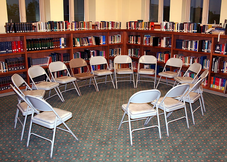 chairs-circle-library-discussion