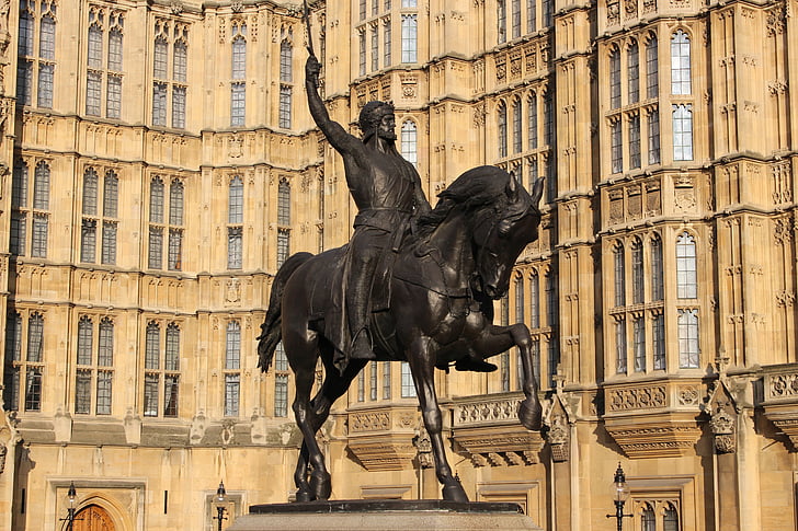 london-parliament-westminster