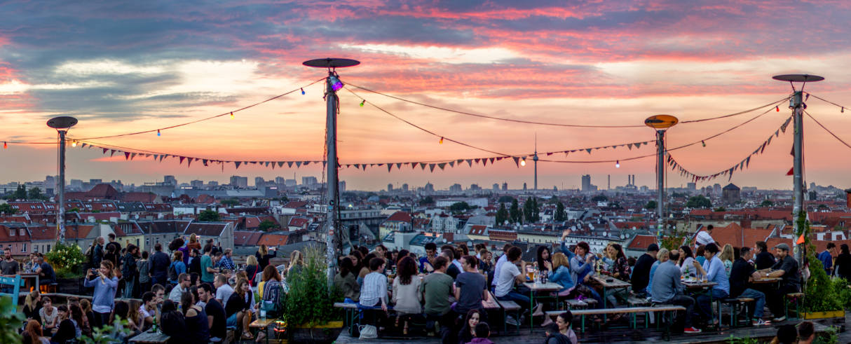 berlin nightlife - Klunkerkranich