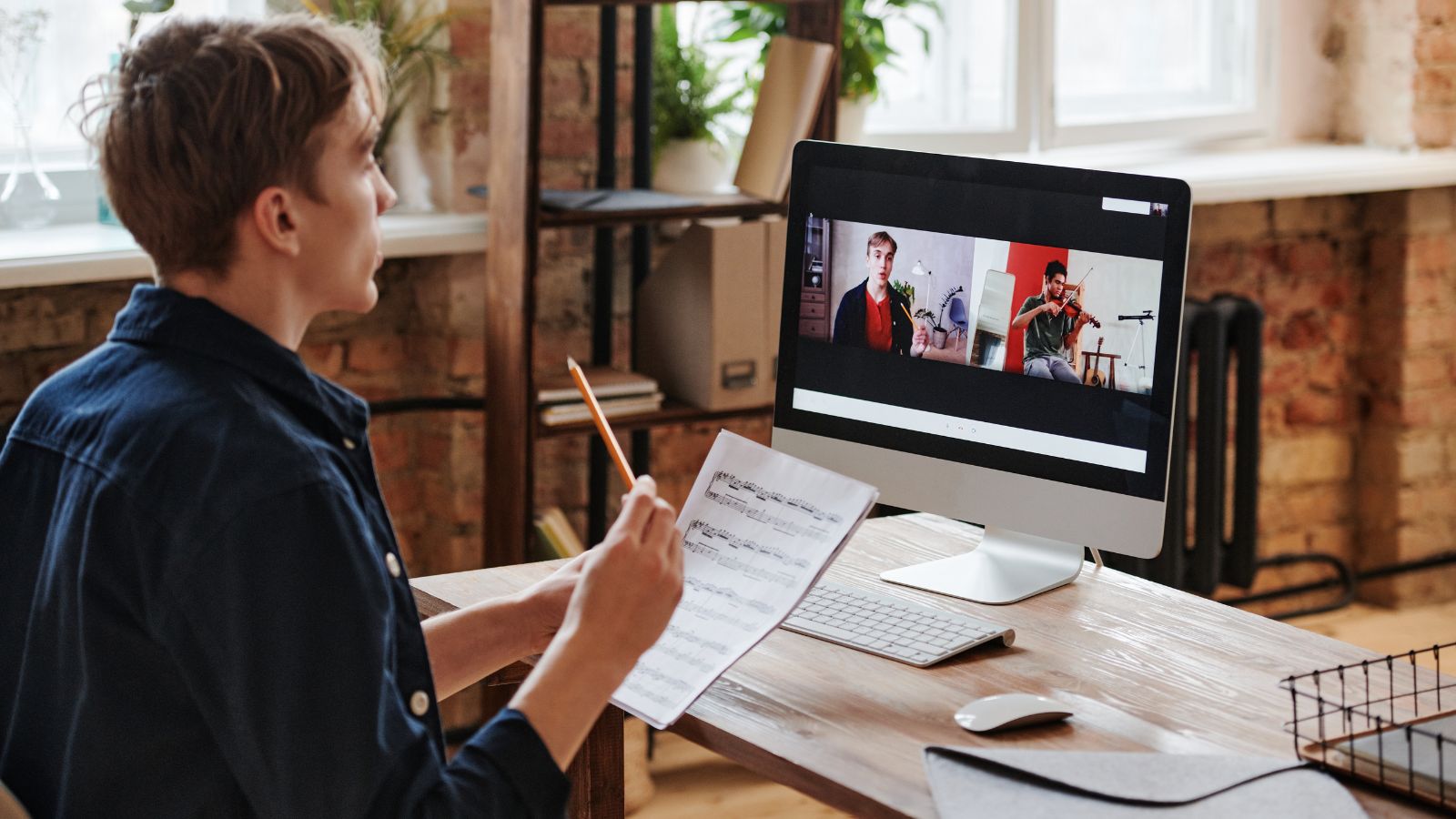 taking online program
