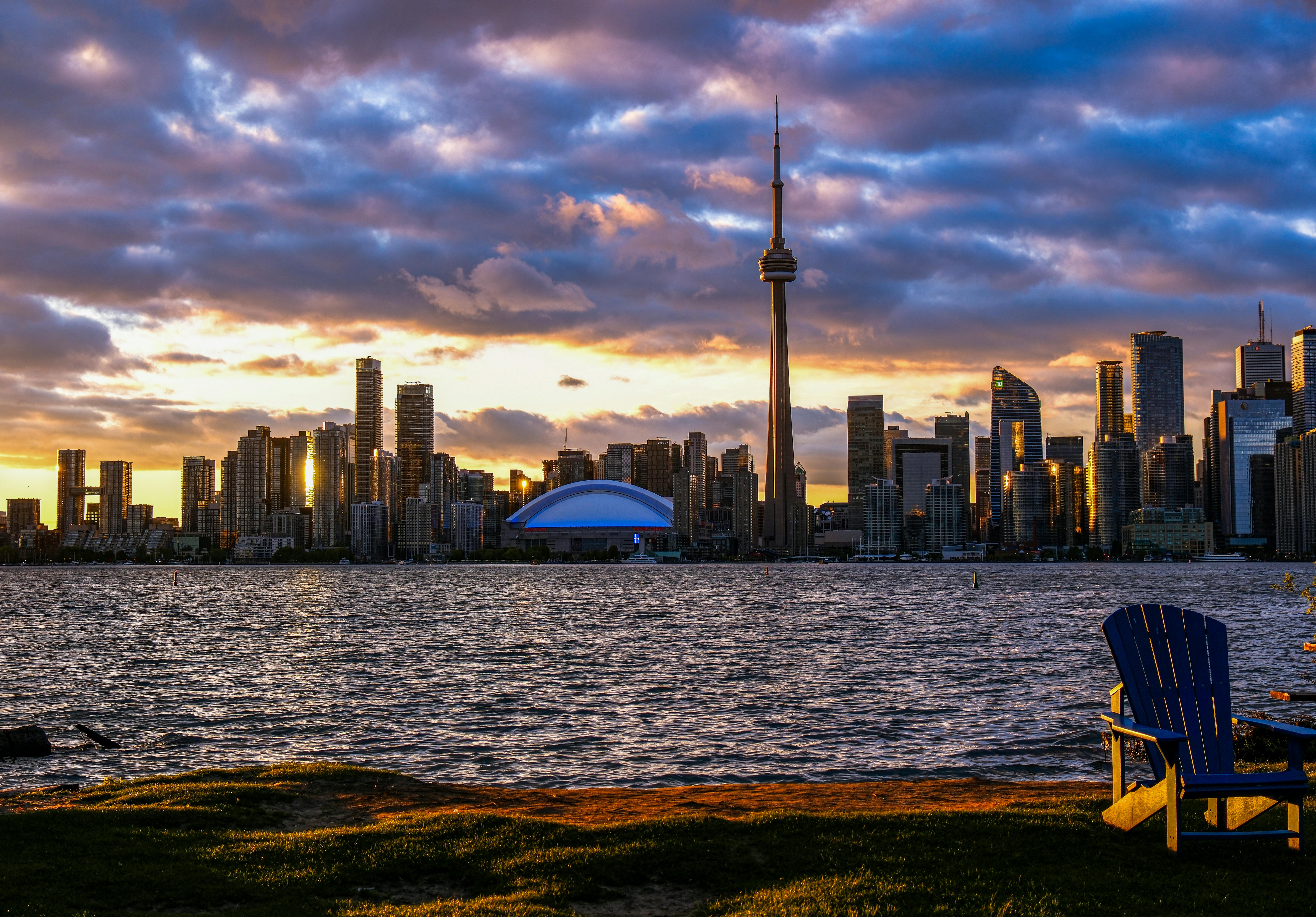 canada-toronto-skyline-view