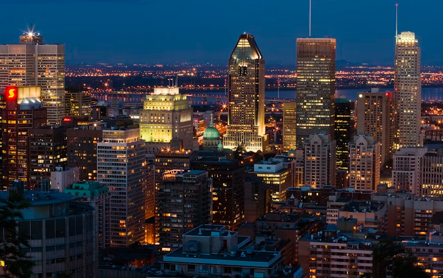 Philadelphia skyline view at night