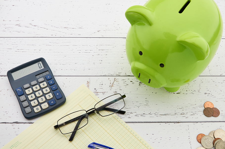 piggy-saving-money