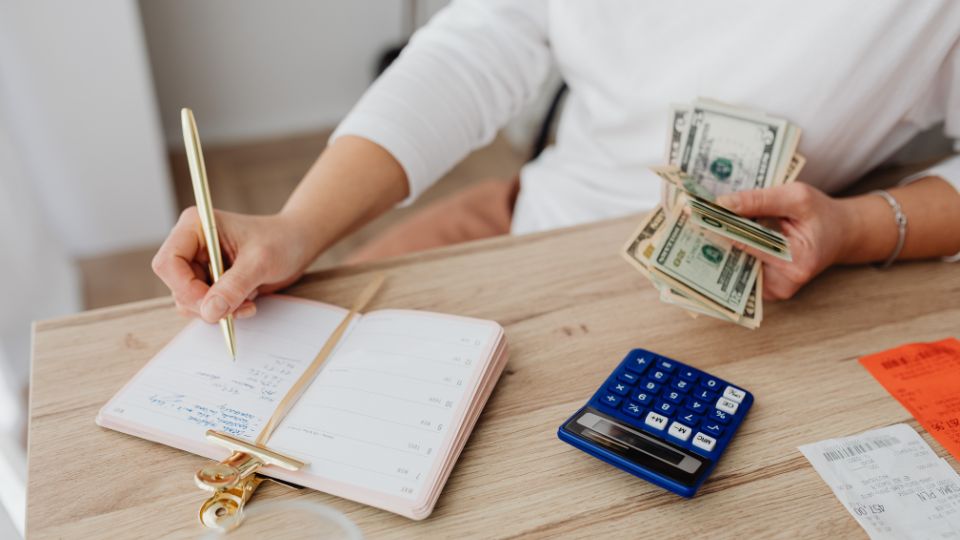 price living austin vs houston