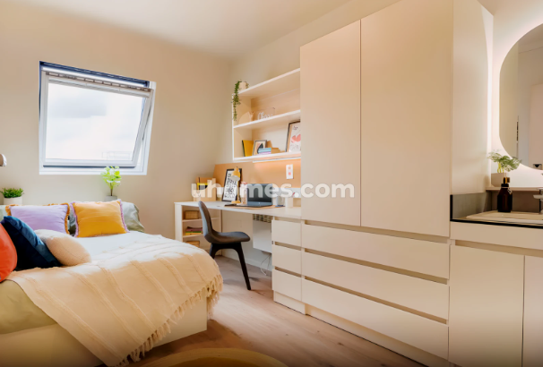 iQ_The_Arcade_Room_London_Zone_2