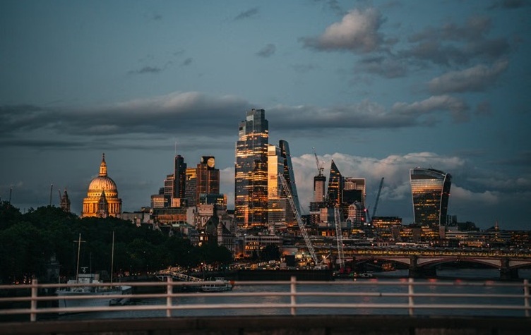 Căn Hộ Cho Thuê Ngắn Hạn Tại UK: Bí Quyết Tìm Đâu?