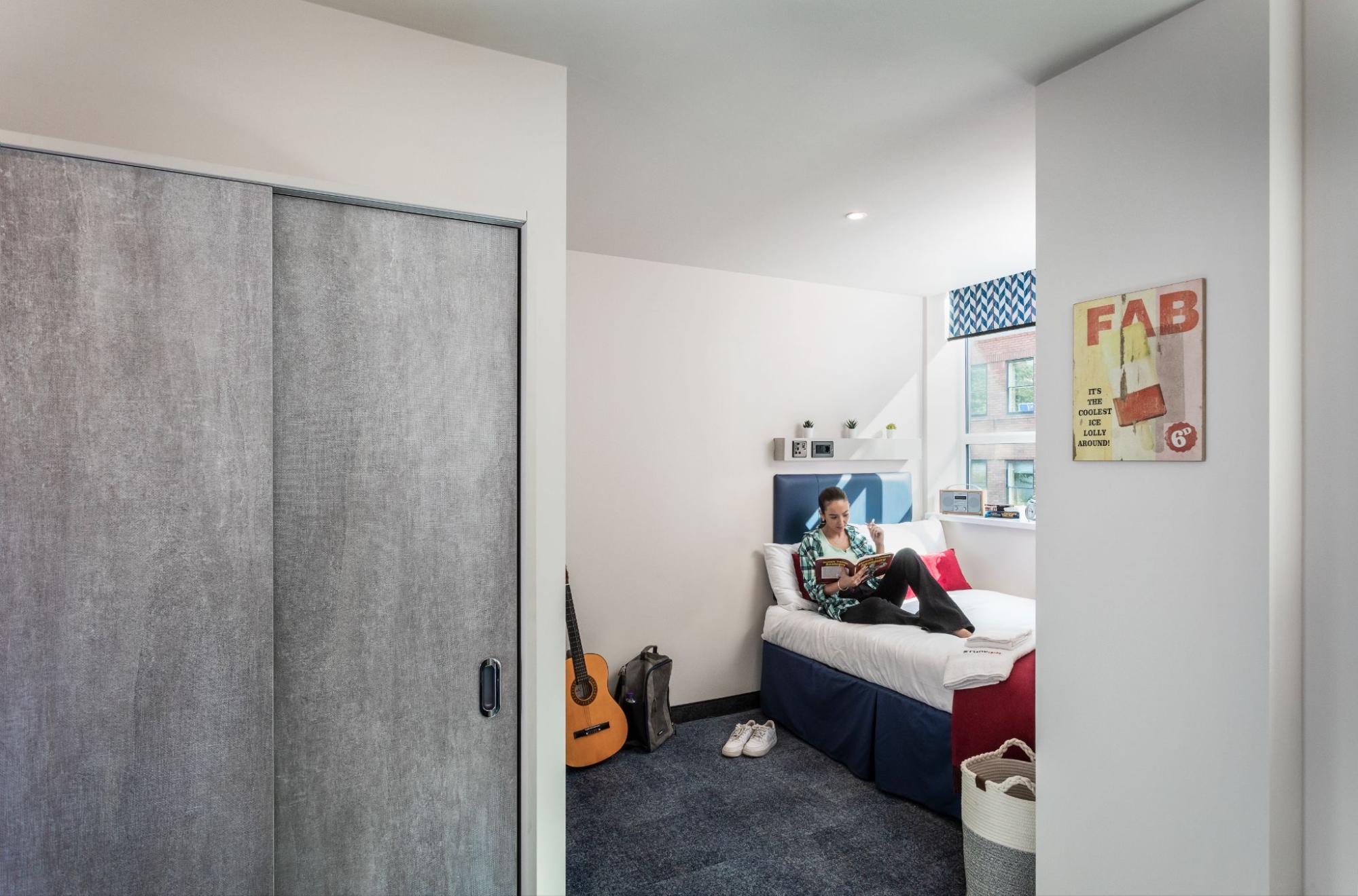 best areas and accommodation leeds