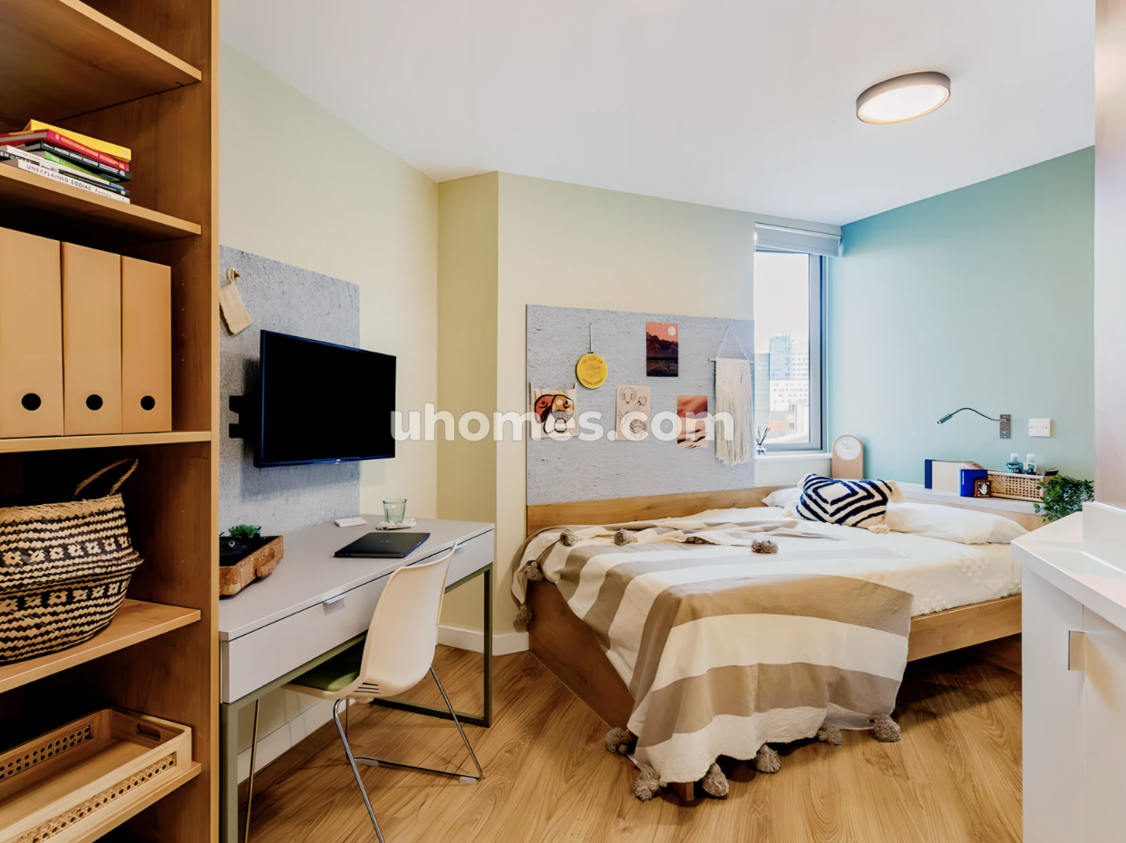 Yugo The Curve accommodation london zone 1