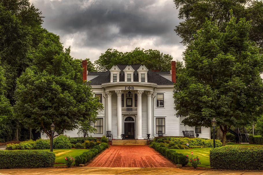 university-of-georgia-america-campus-landscape