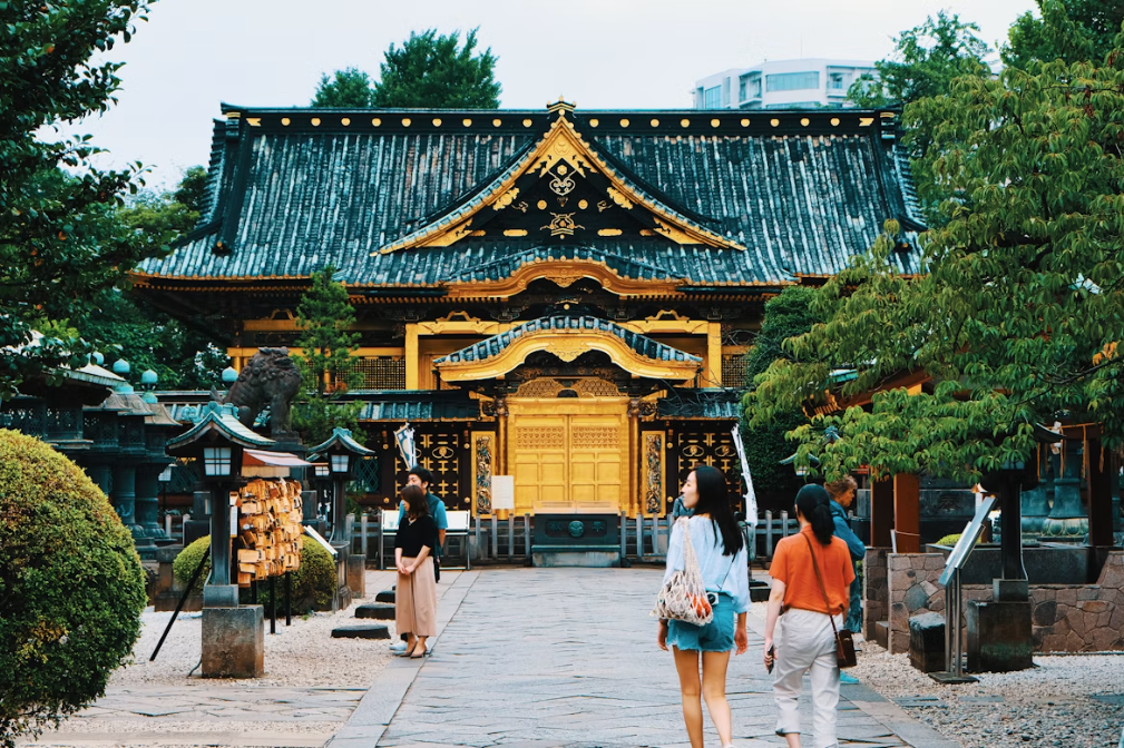 best areas to stay in tokyo