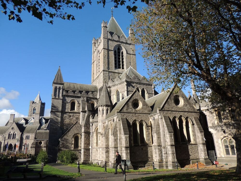 Thuê Nhà Tại Ireland: Cẩm Nang Chi Tiết 2026